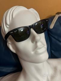 Ray Ban wayfarer square