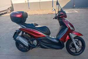Piaggio Beverly 350 i.e sport touring abs