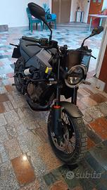 Husqvarna svartpilen 401 anno 2025