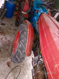 Trattorino Carraro 18 HP 4 motrici