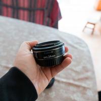 Canon 28 mm f 2.8 pancake con filtro blackmist