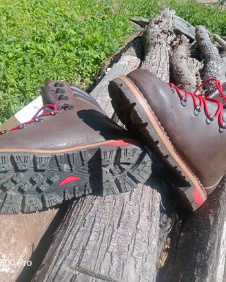 scarponi nuovi anti taglio Tremme numero 45