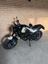 Benelli Leoncino 250