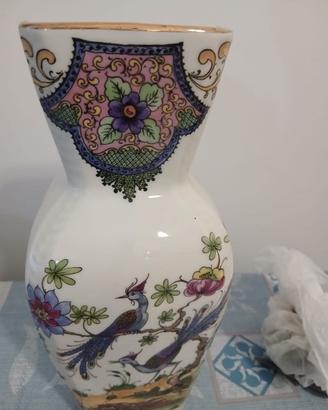 Vaso ceramica con decorazioni floreali