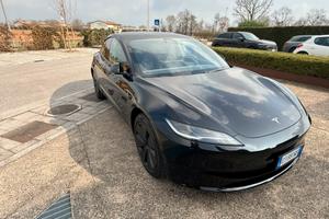 Tesla Model 3 long range  dual motor