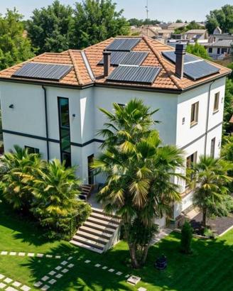 Villa di 325 m² con 5 locali e box auto doppio a R
