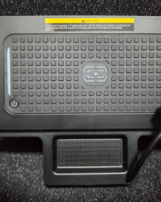 Caricatore Wireless Mercedes Classe A B CLA 15W