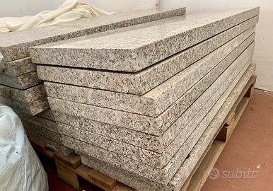 Gradini di granito