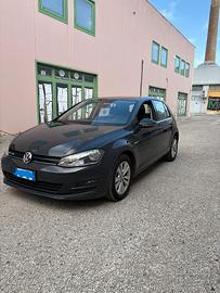 VOLKSWAGEN GOLF 7