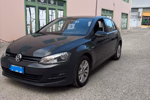 VOLKSWAGEN GOLF 7