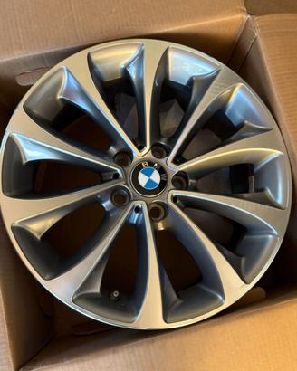 Cerchio in lega BMW Styling 452 da 18" argento