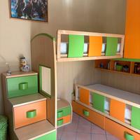 Cameretta completa a ponte con letti e armadi