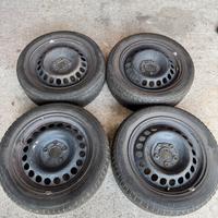 Cerchi in ferro mercedes da 16  mercedes Classe B