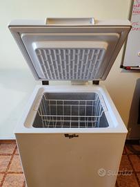 Congelatore a pozzetto Whirlpool  100 L 