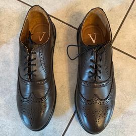 Carets barefoot dress shoes NUOVE – importate USA