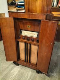 Mobile radio anni 40