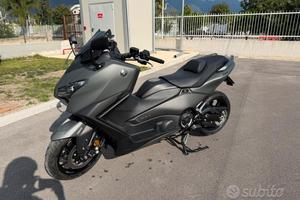YAMAHA TMAX 560 2026 TECH KAMO!!
