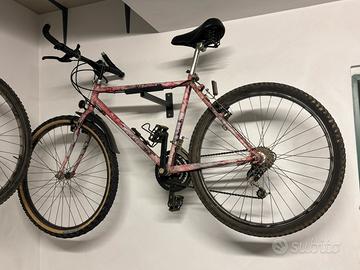 Bicicletta Mountain Bike usata