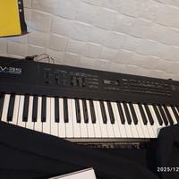 roland jv35 expandable synthesizer