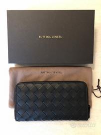 Portafoglio Zip Around in pelle Bottega Veneta.