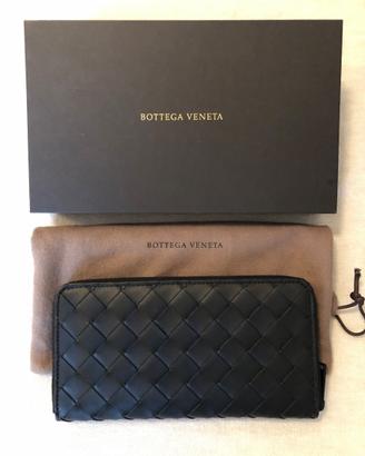 Portafoglio Zip Around in pelle Bottega Veneta.