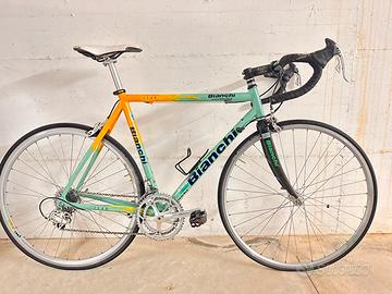 Bicicletta Bianchi ex Mercatone uno 1999