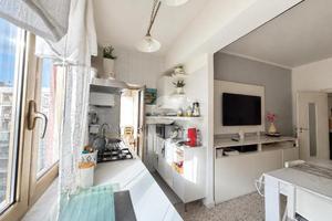 3 LOCALI A NAPOLI
