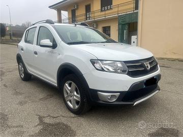 Dacia sandero stepway 90 cv 0.9 neopatentati