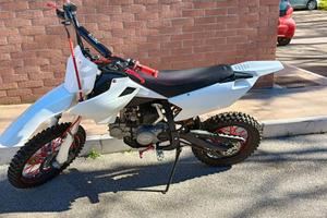 2025 Pitbike YCF bigy