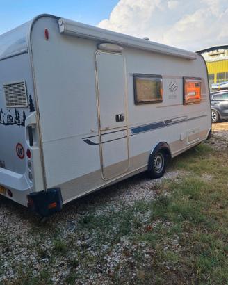 Roulotte knaus 450 FU