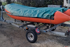 Carrello rimorchio barca