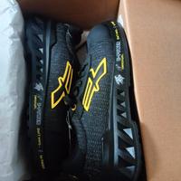 scarpe antinfortunistiche nuove