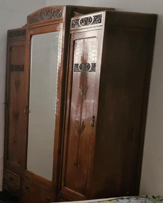 Armadio anni '30 stile Liberty
