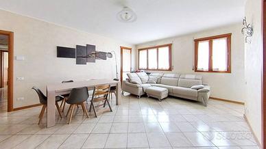 Appartamento di 103 m² con 3 locali e box auto dop