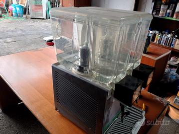 REFRIGERATORE PER BEVANDE