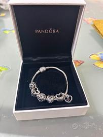 Bracciale pandora con 6 charms