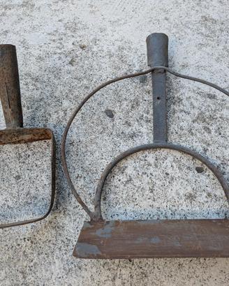 Sarchiatrice e zappa vintage per barbabietole