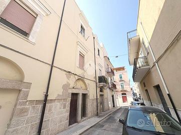 2 LOCALI A BARLETTA