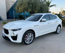 Maserati Levante 3.0 V6 Gransport 275cv auto