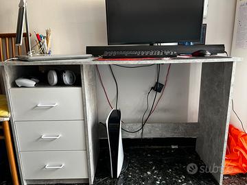 Scrivania "Stella Traiding ADRIA"