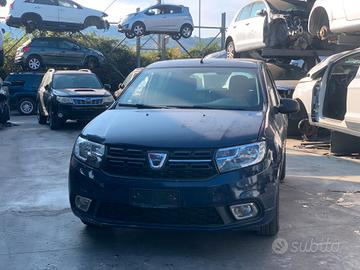 DACIA SANDERO 900-B-GPL - ANNO 2017 - PER RICAMBI