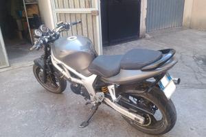 moto suzuki cc650