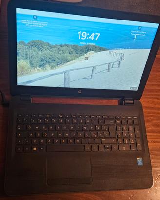 💻 HP 250 G5 – Intel Core i3 – 4 GB RAM – 256 GB