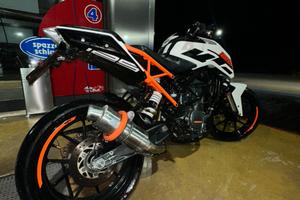 Ktm duke 125cc