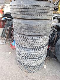 Pneumatici Bridgestone - Michelin