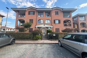 3 LOCALI A STRAMBINO