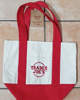 Trader Joe's bag UK in Italy 