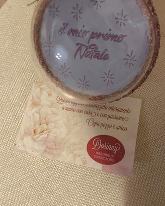 Pallina primo Natale rosa 8 cm