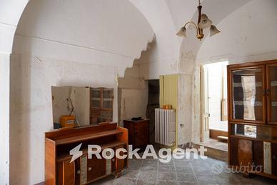 GRAZIOSO TERRATETTO, CENTRO STORICO DI CARPIGNANO