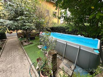 VILLA A SCHIERA A POZZO D'ADDA